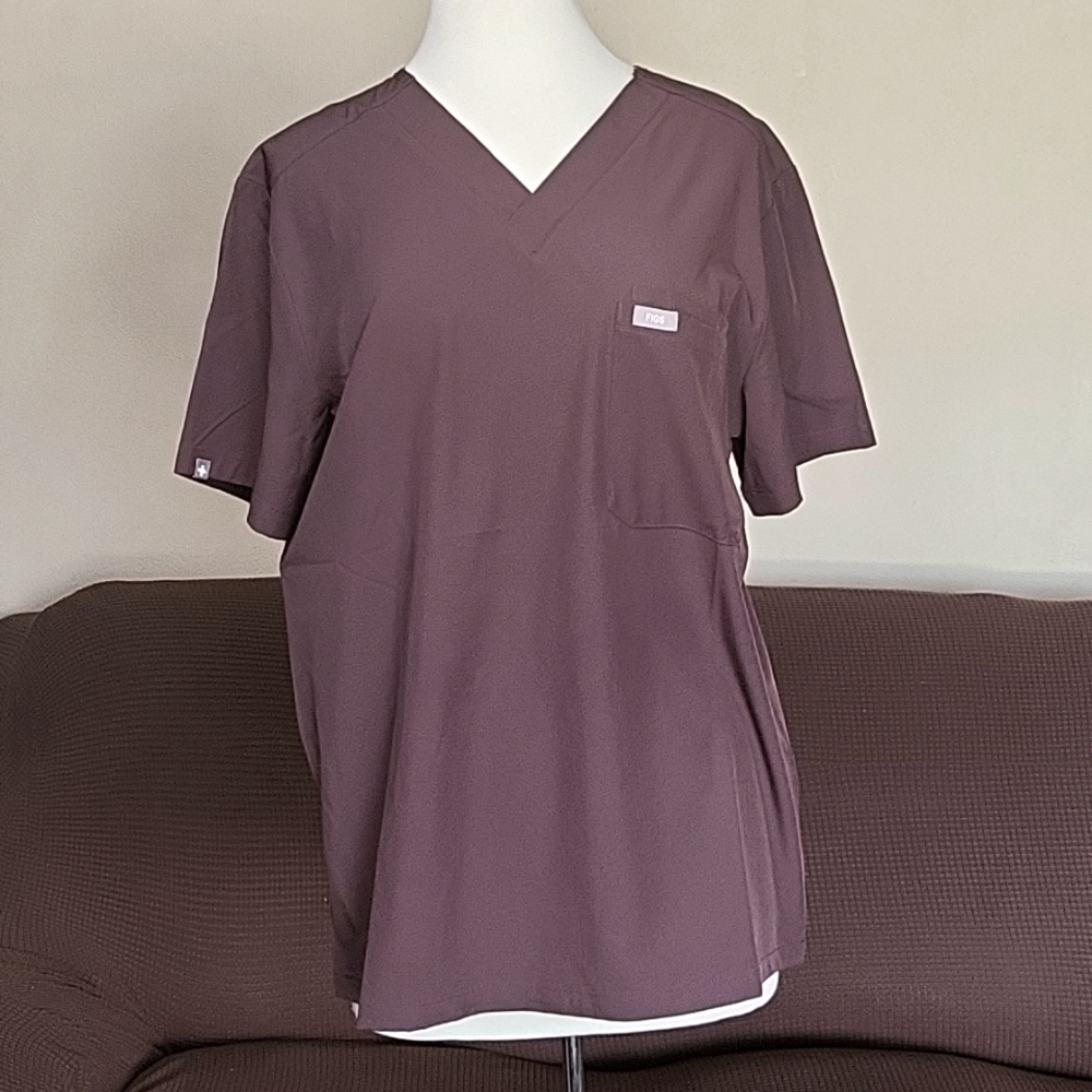 Figs dark fig scrub top M